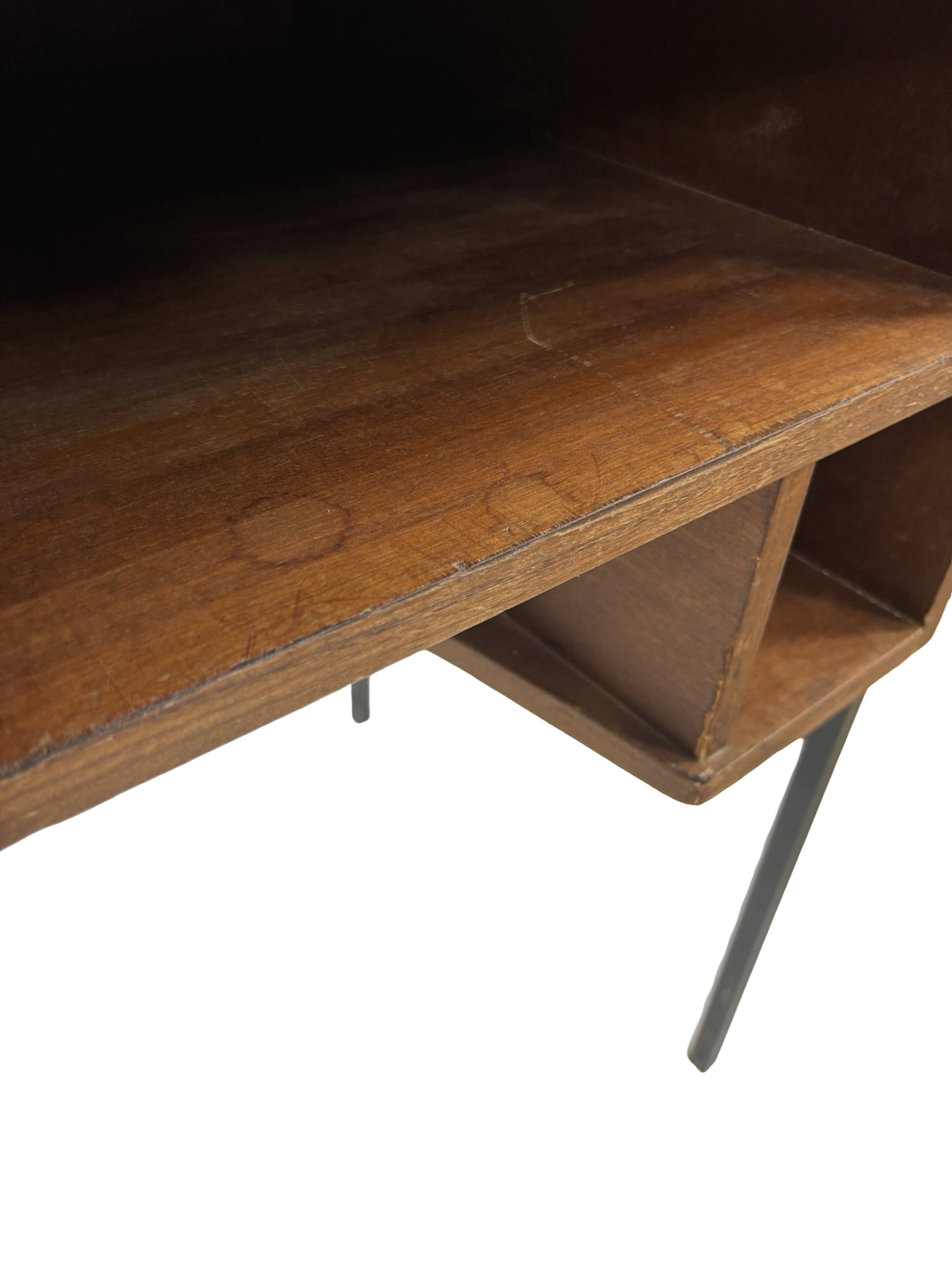 Bureau Mid-Century design Marko Galvanitas Pays-Bas bureau d'enseignant 1960