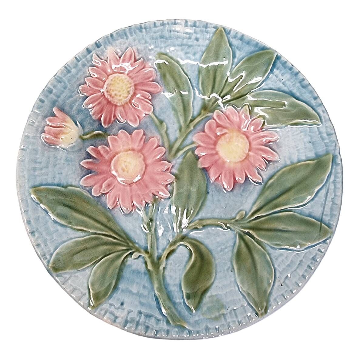 Antique Sarreguemines wall plates – Set of 2 with floral decor