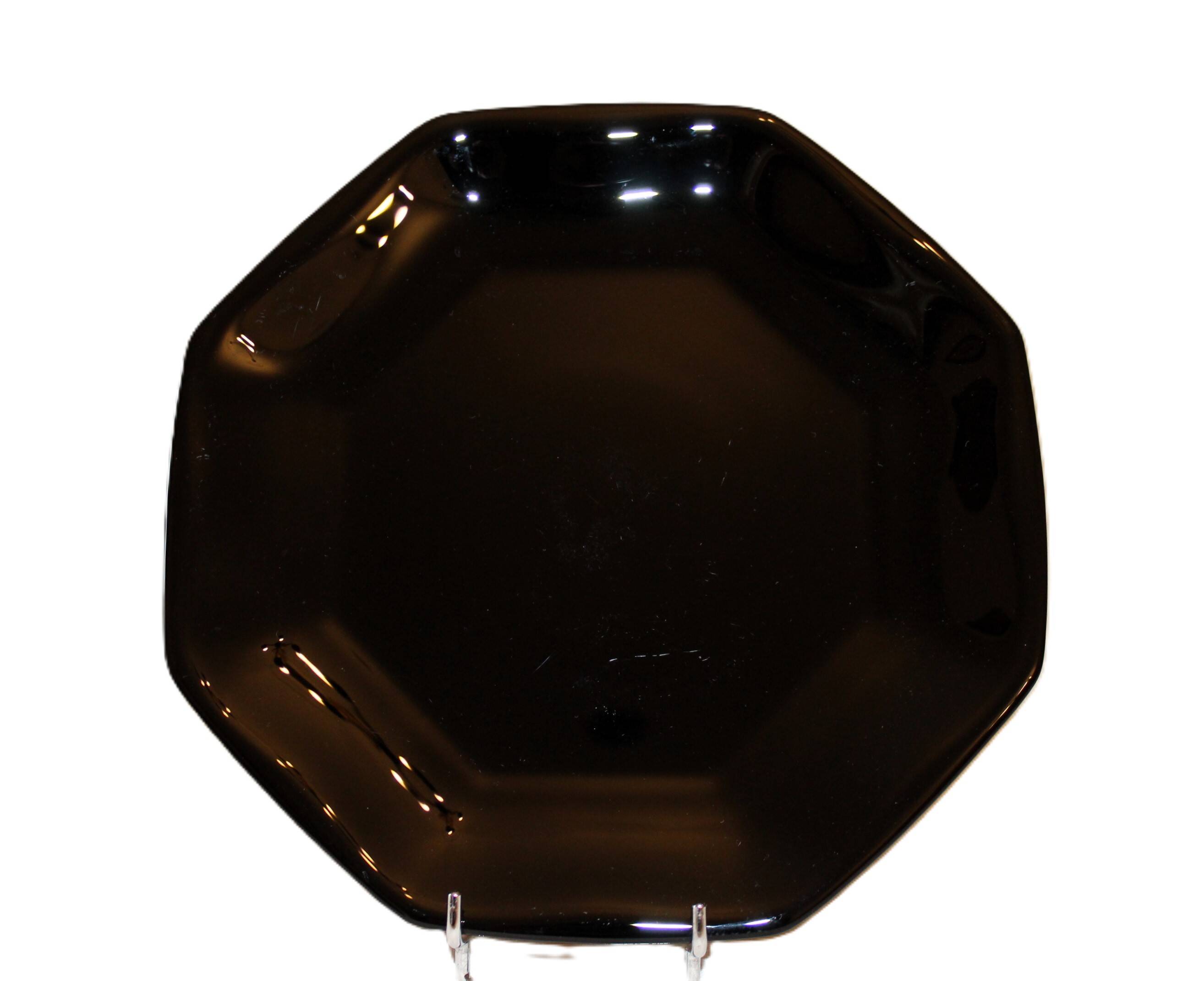 6 black Arcoroc "Octime" dessert plates (set 1)