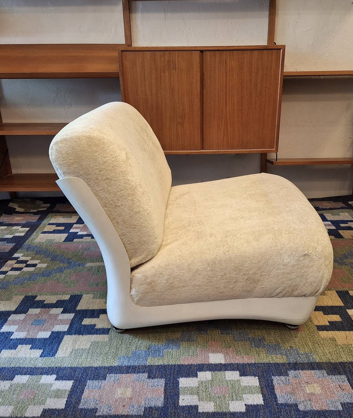 Italian fiberglass lounge chair after Mario Bellini, 1960s