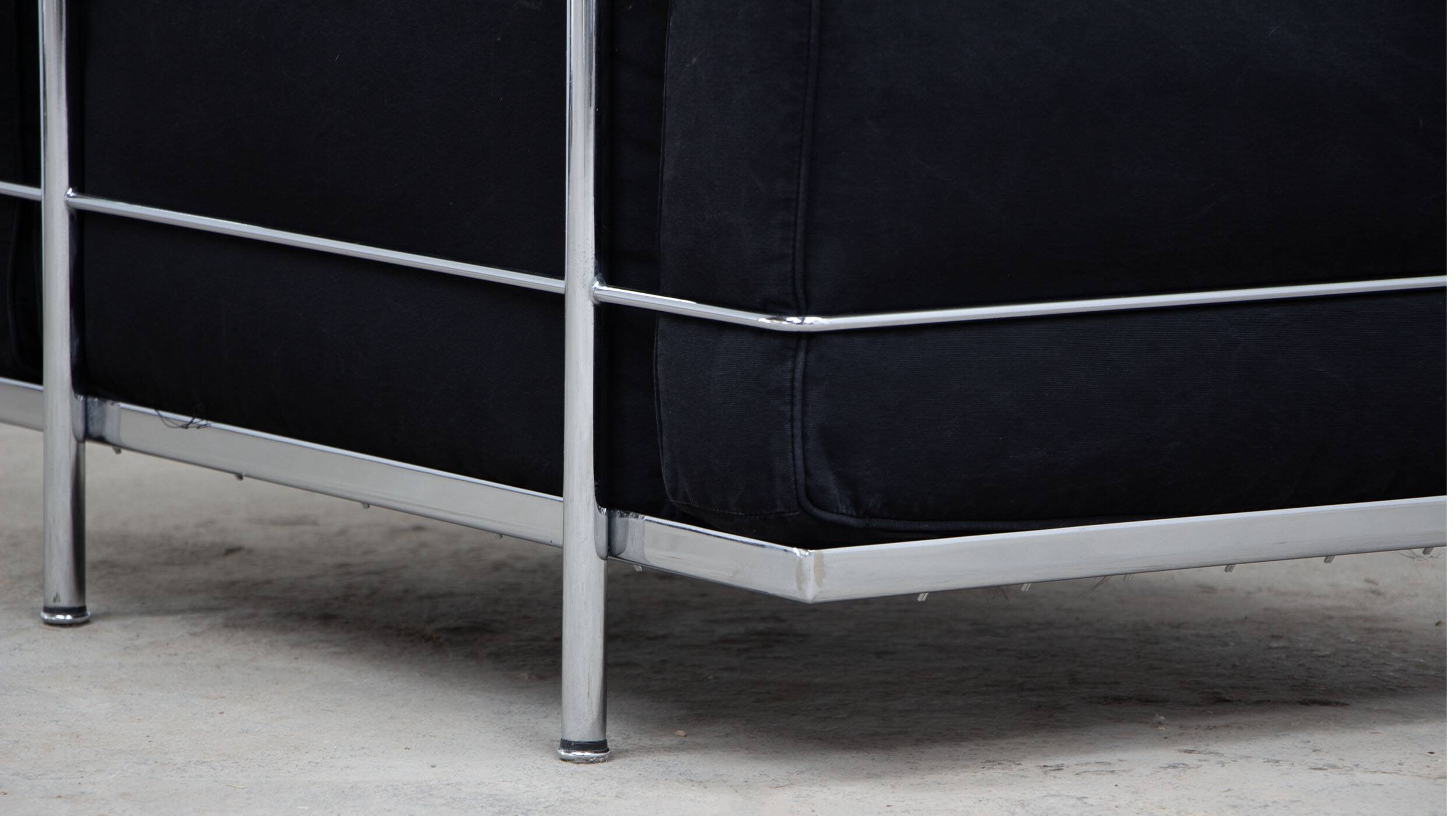 LC3 Perriand armchair, Le Corbusier CASSINA