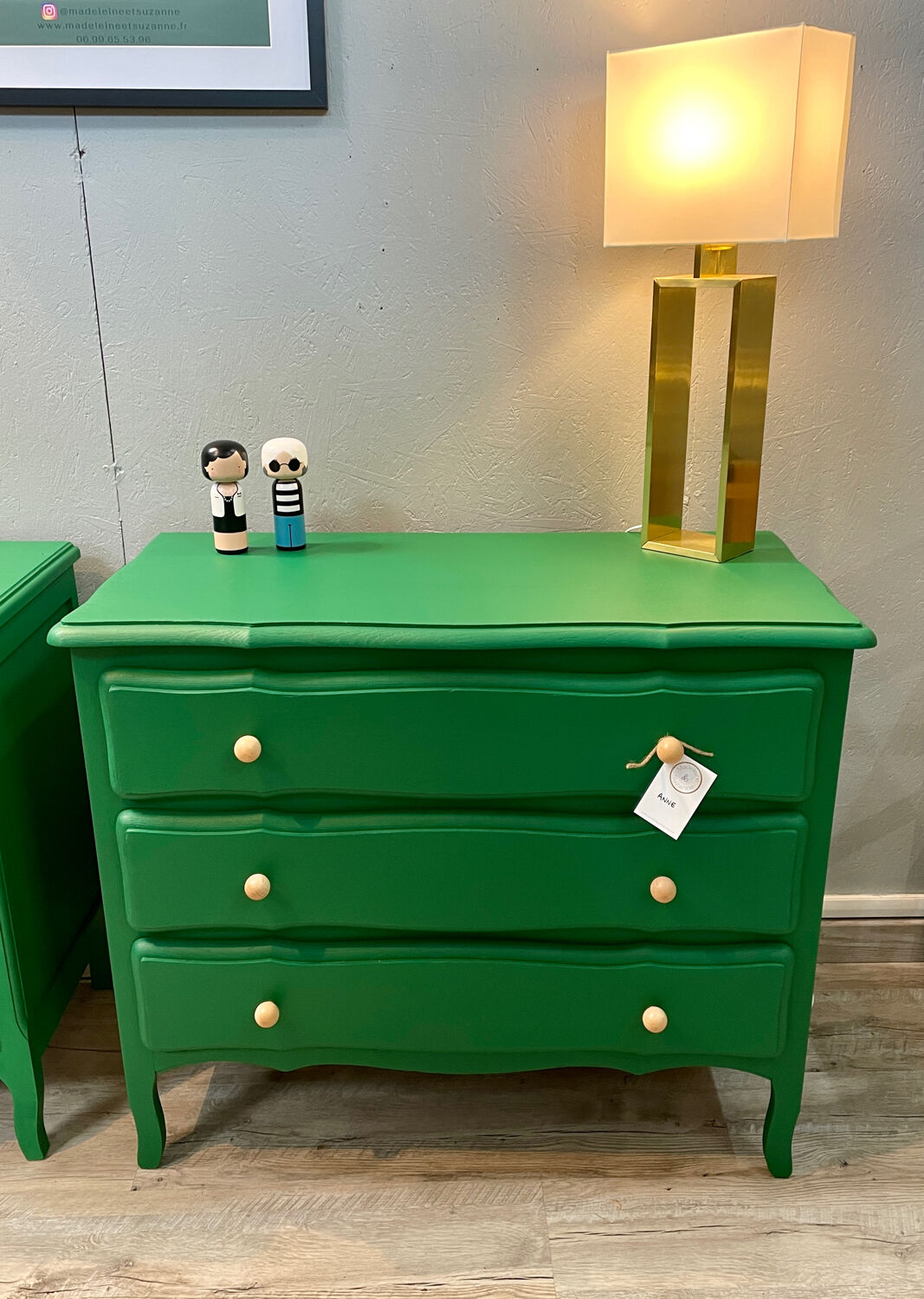 Antique chest of drawers