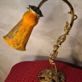Art Nouveau desk lamp in bronze and gilded brass, 41 x 31 cm