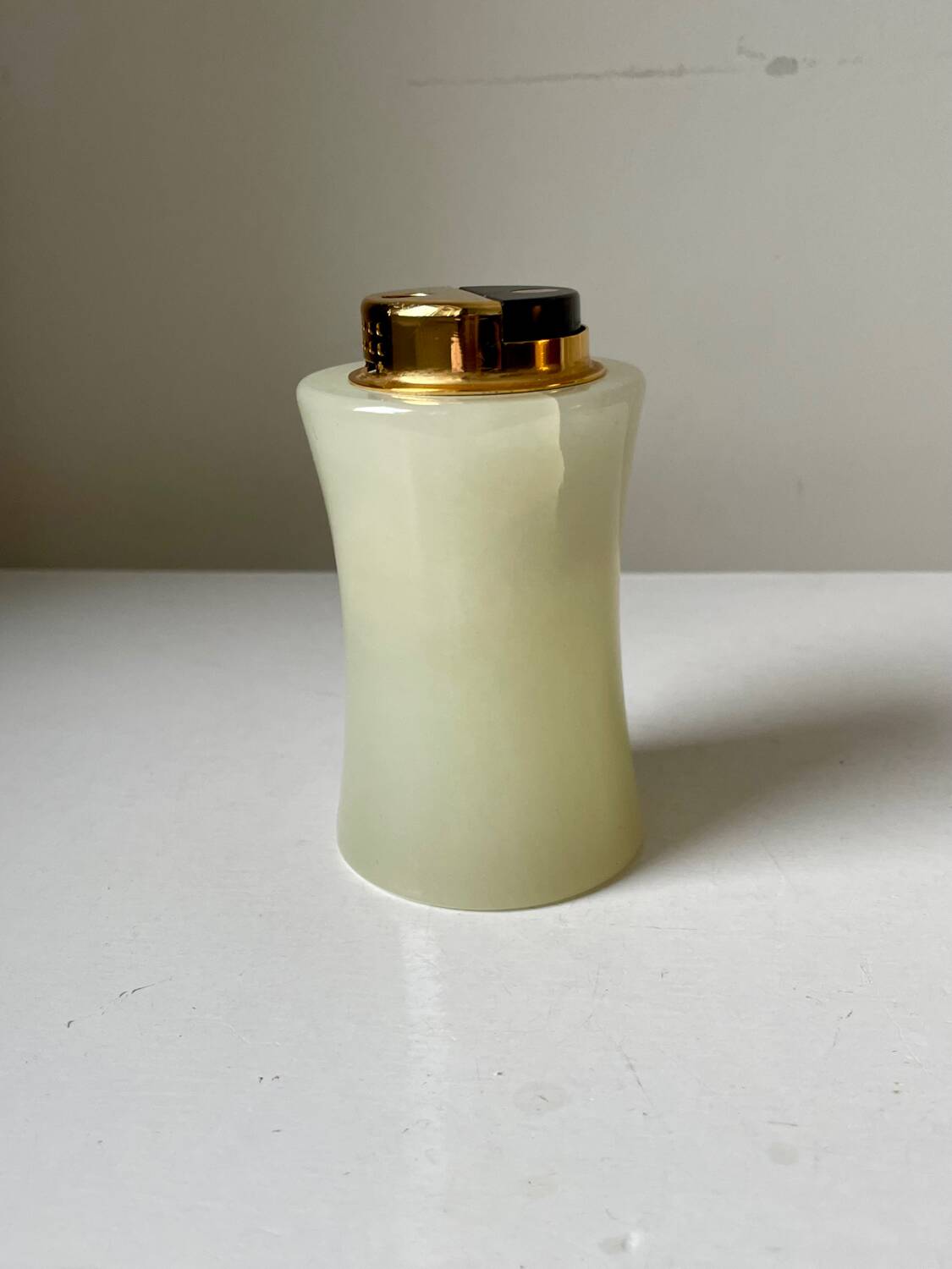 Vintage KOEI  Japan Unitron Table lighter in Onyx Marble