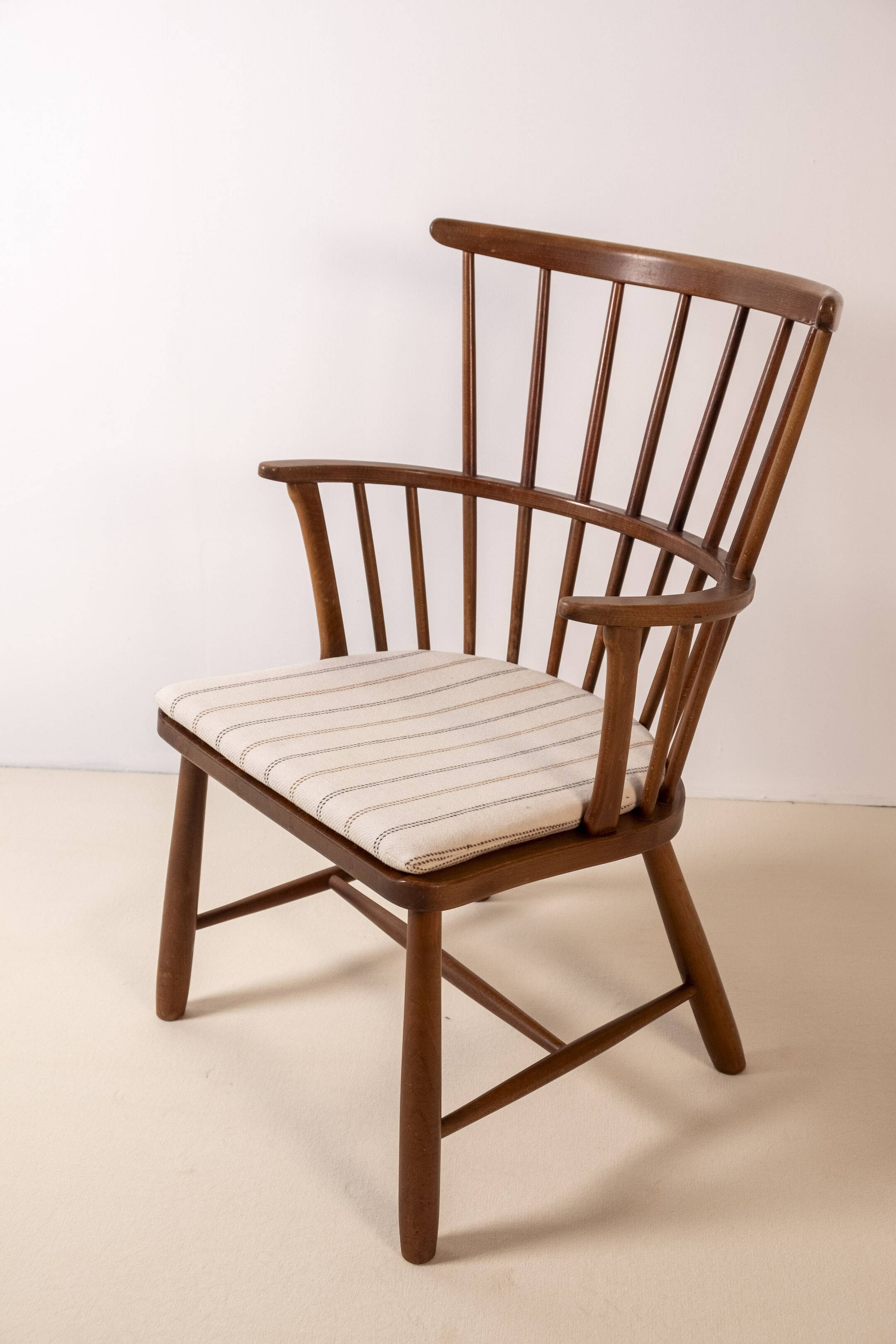 Chaise Windsor Ove Boldt modèle 1638, Fritz Hansen années 1940