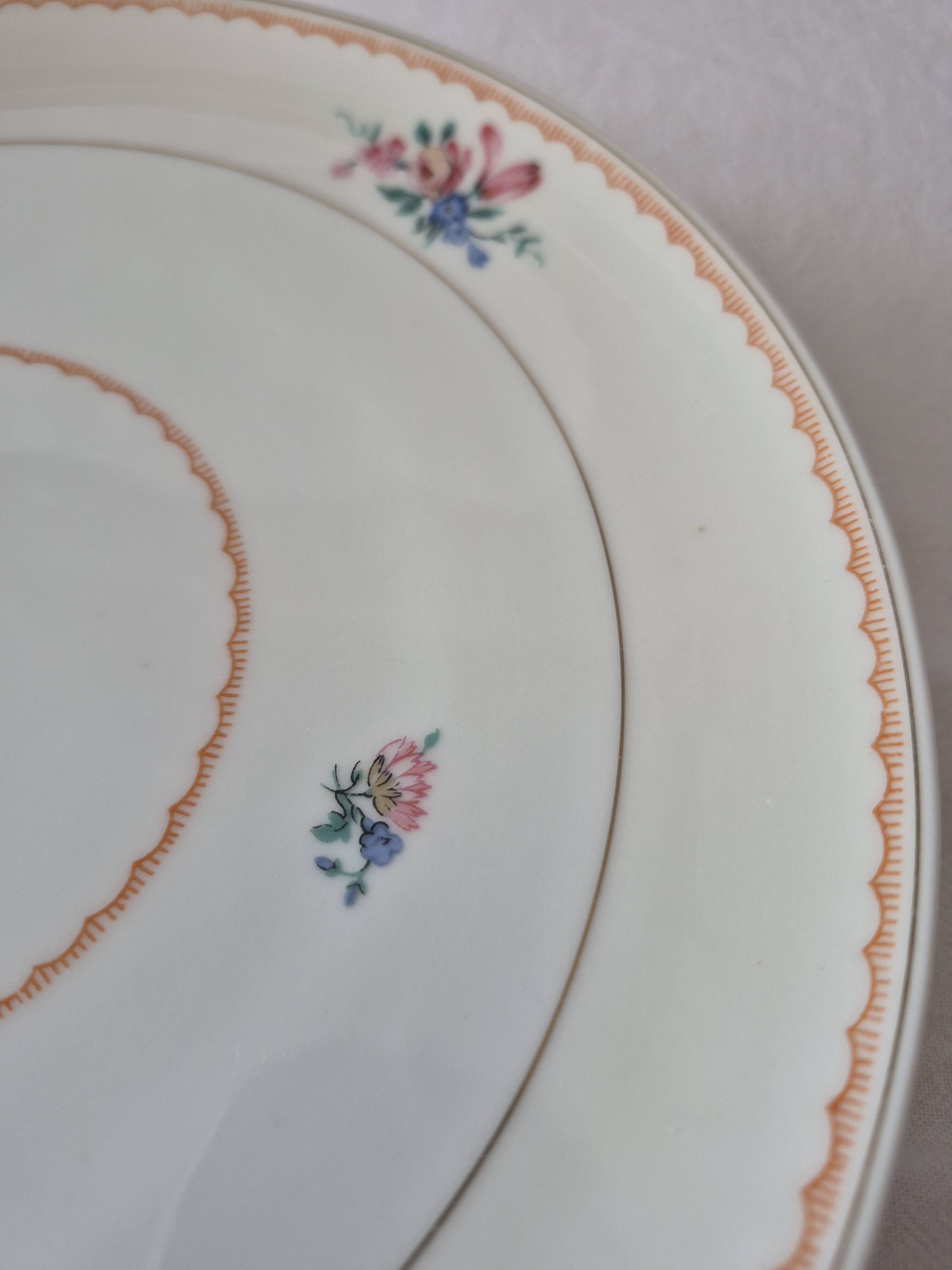Dish on pedestal, Limoges porcelain, Albert Vignaud manufacture A564