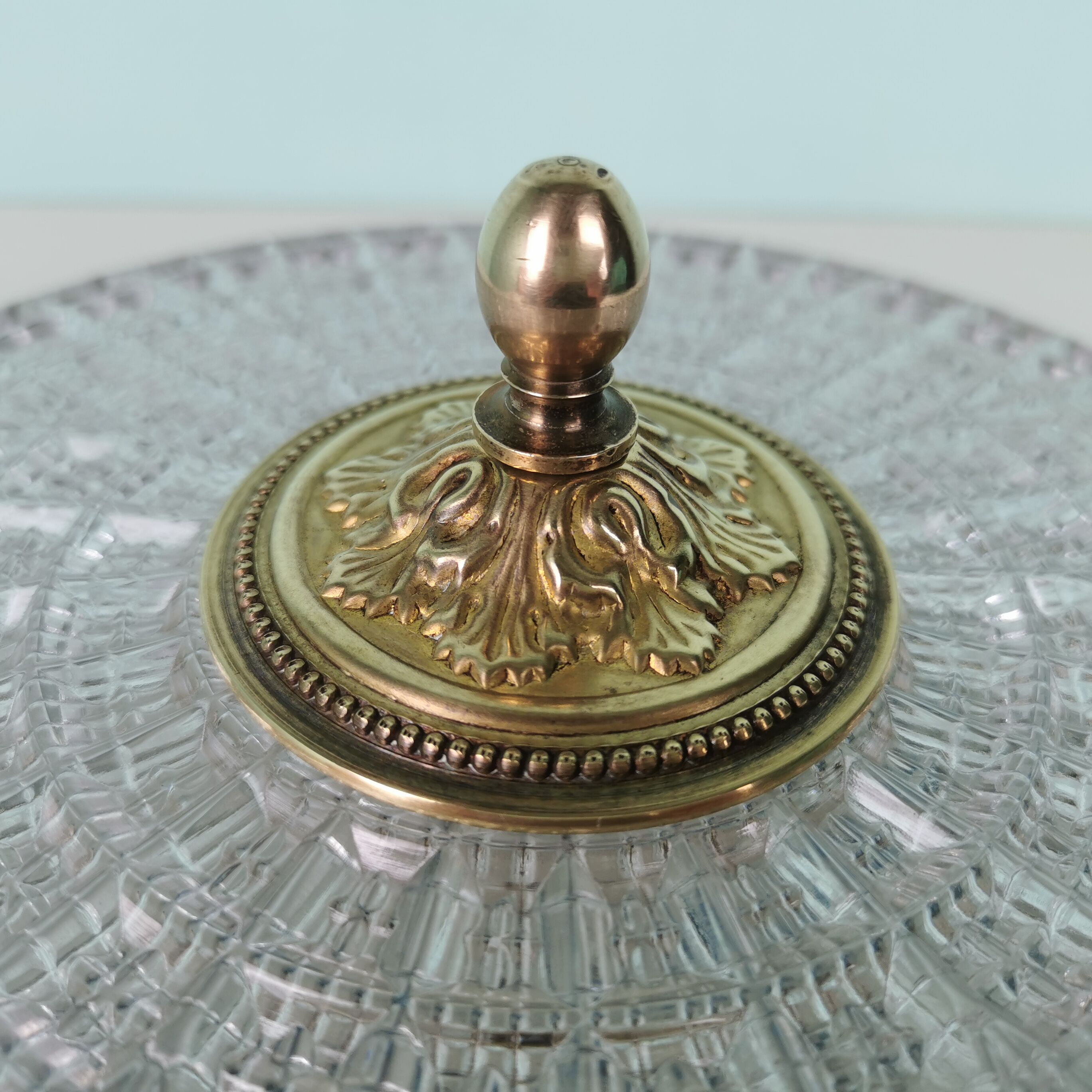 Lucien Gau's ceiling