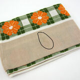 2 tablecloths & 10 napkins in beige dralon 1970