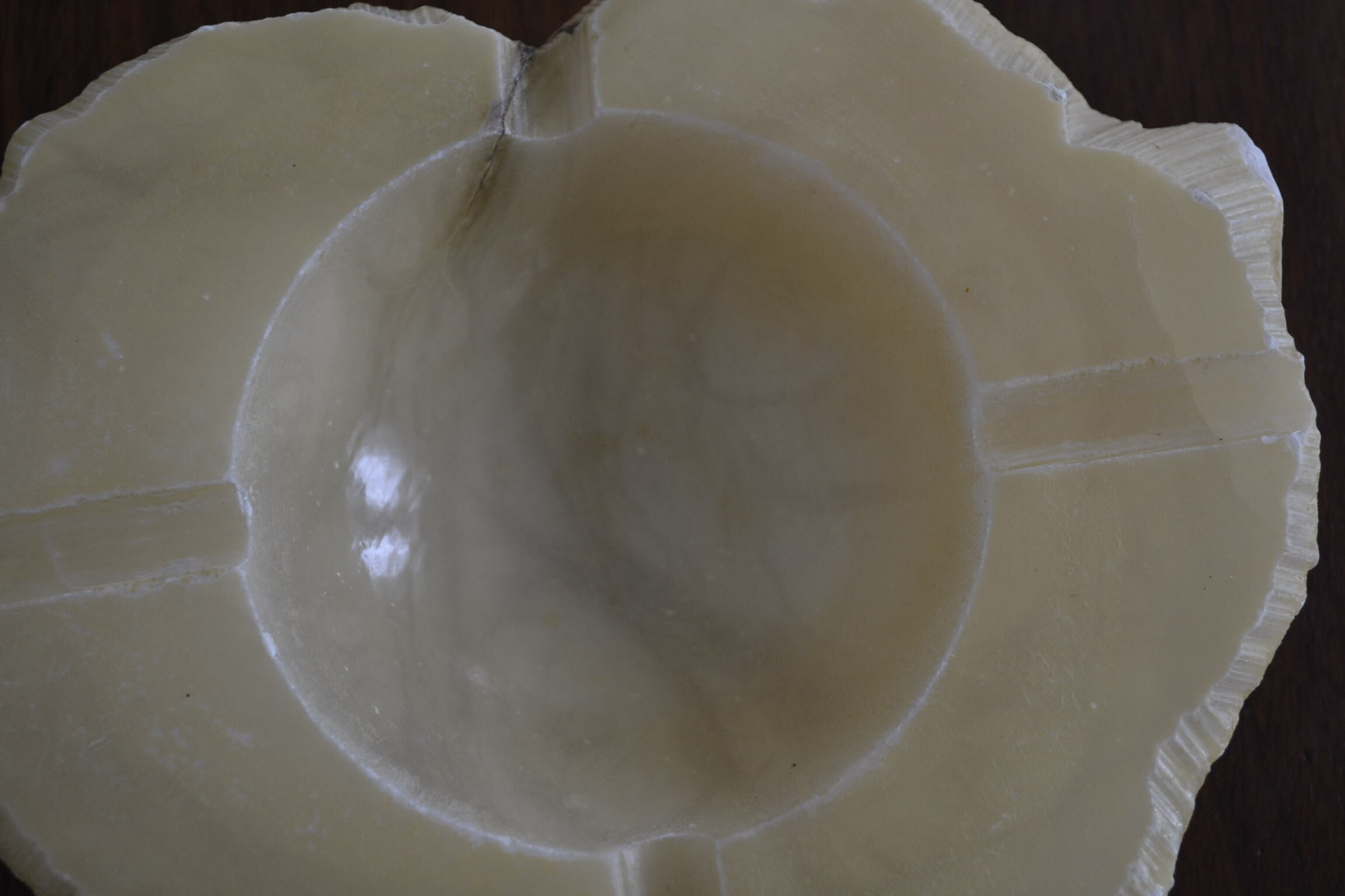 Ashtray an alabaster white