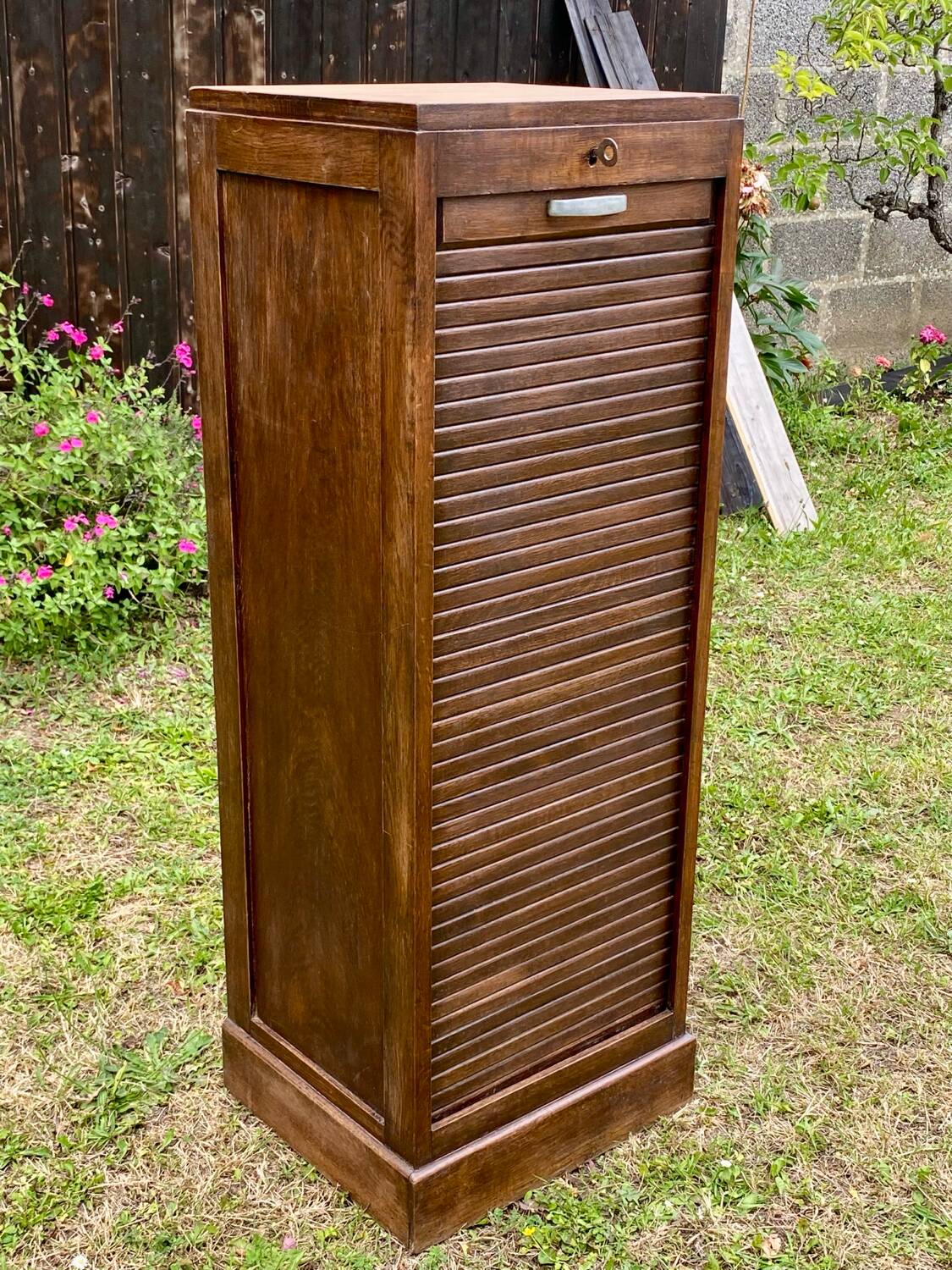 Renovated curtain filing cabinet from the early 20th century