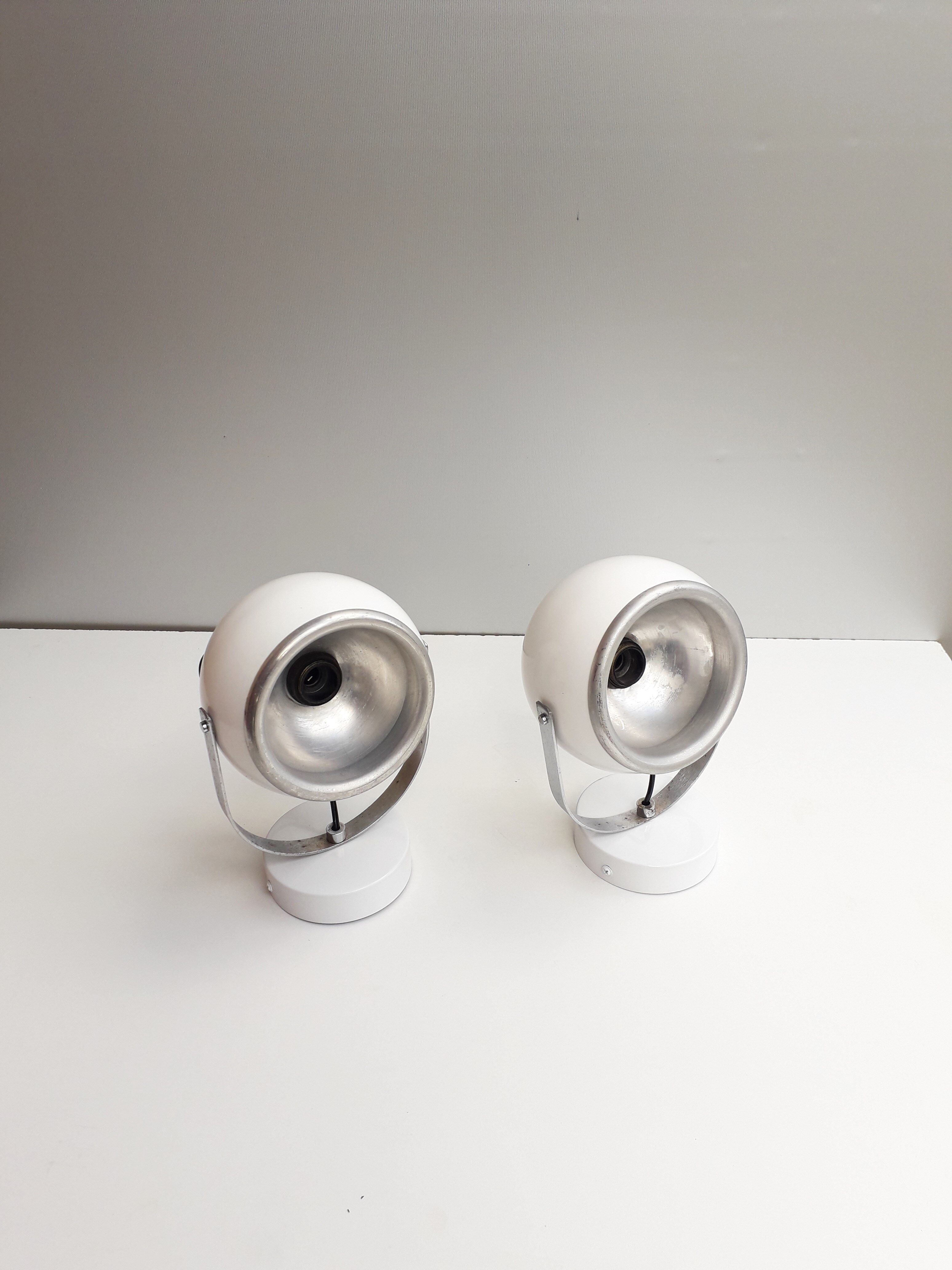 Pair of wall lights eyeball - lacquered white -1970