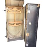 Antique vertical cabin trunk – 109 cm – parchment interior
