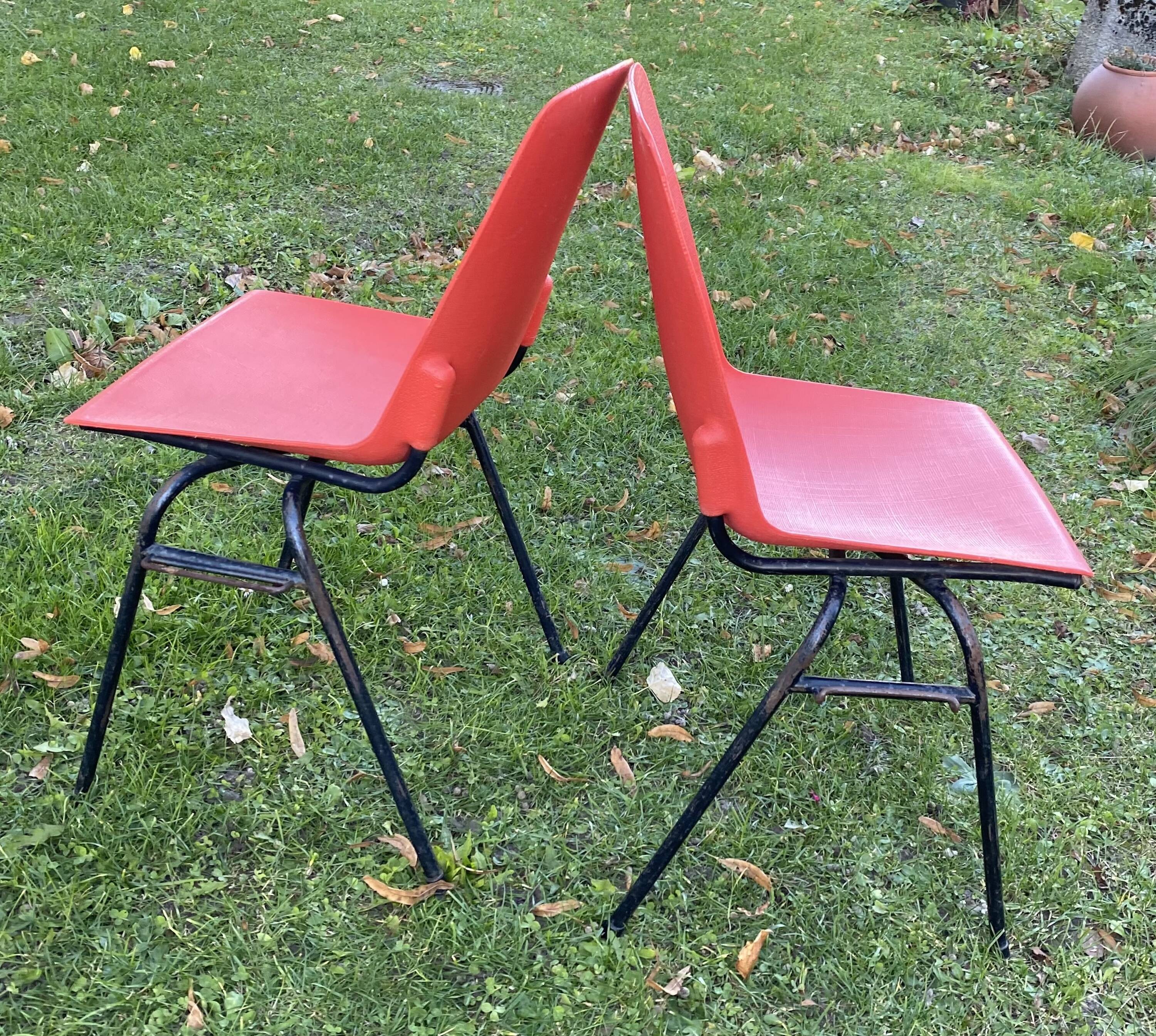 Set of 6 vintage red Fantasia chairs from the 1960s