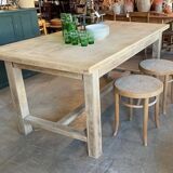 Farm table