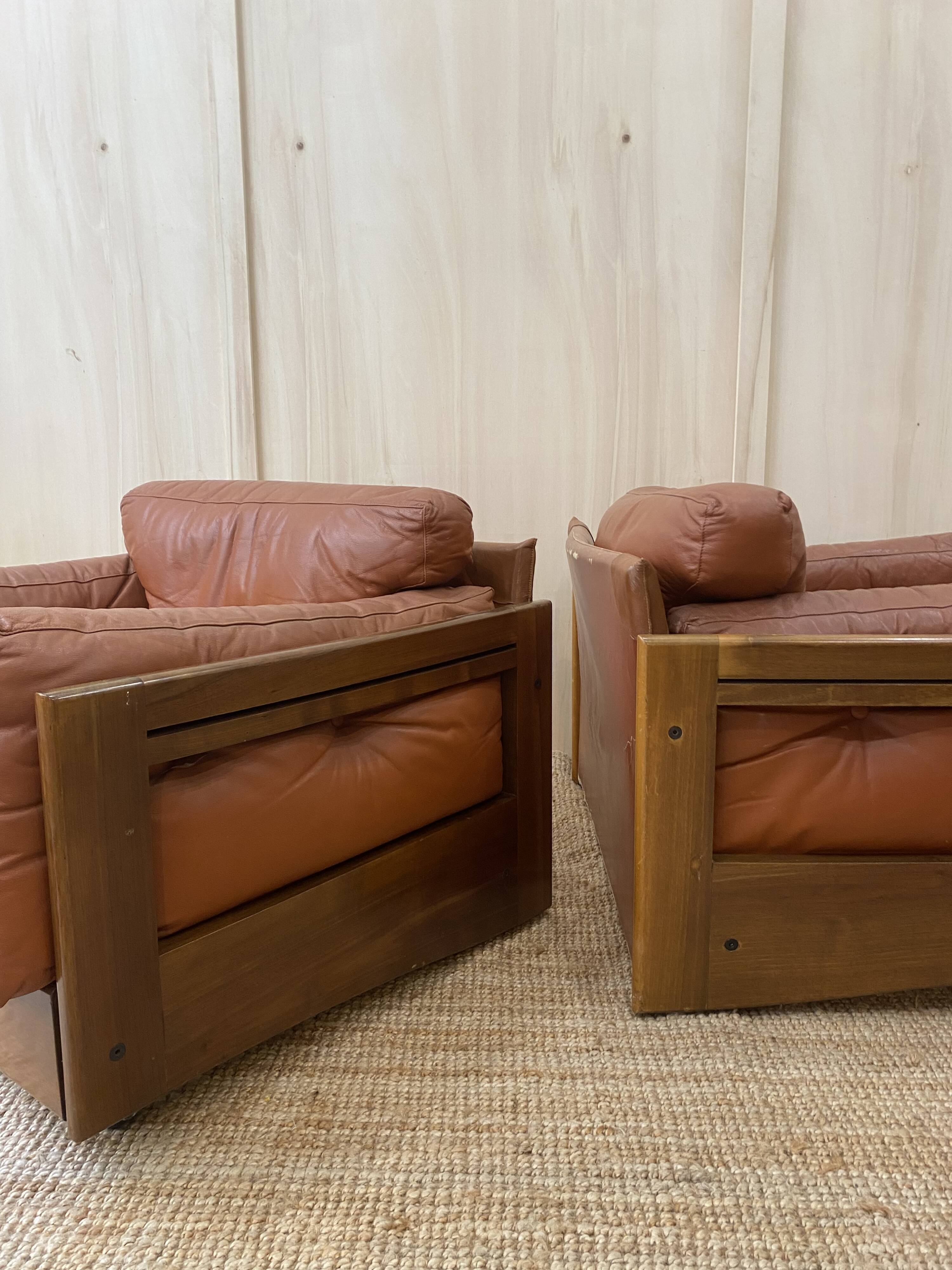 Pair of Cognac Leather Club Armchairs & Wood - Italian Design - 1970s