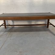 Table de salon en chêne et plateau d'ardoise XX siècle