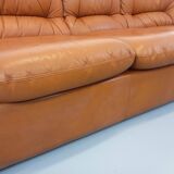 Vintage cognac camel leather canapé from the 1970s.