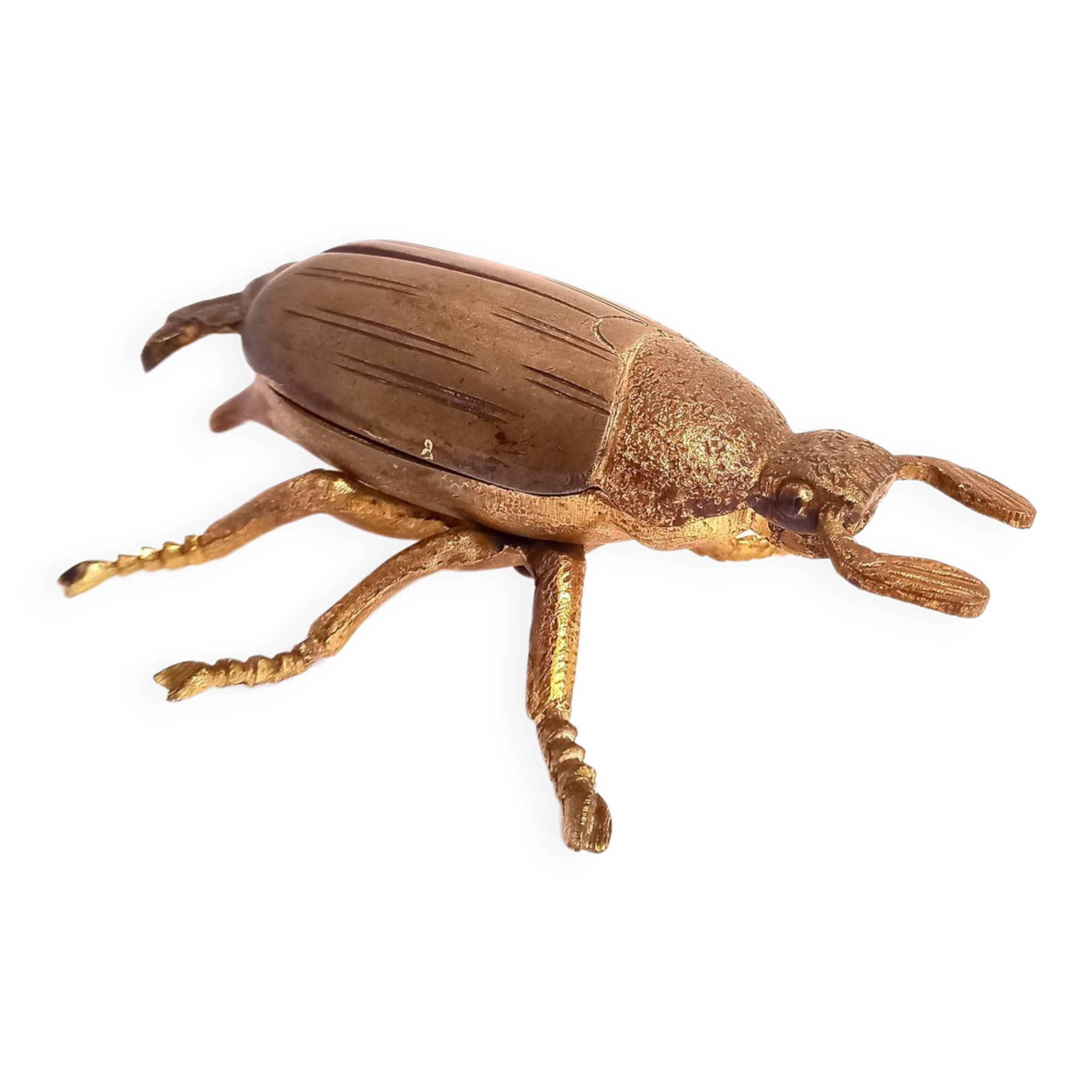 Ashtray with lid in the shape of a beetle in gilt bronze