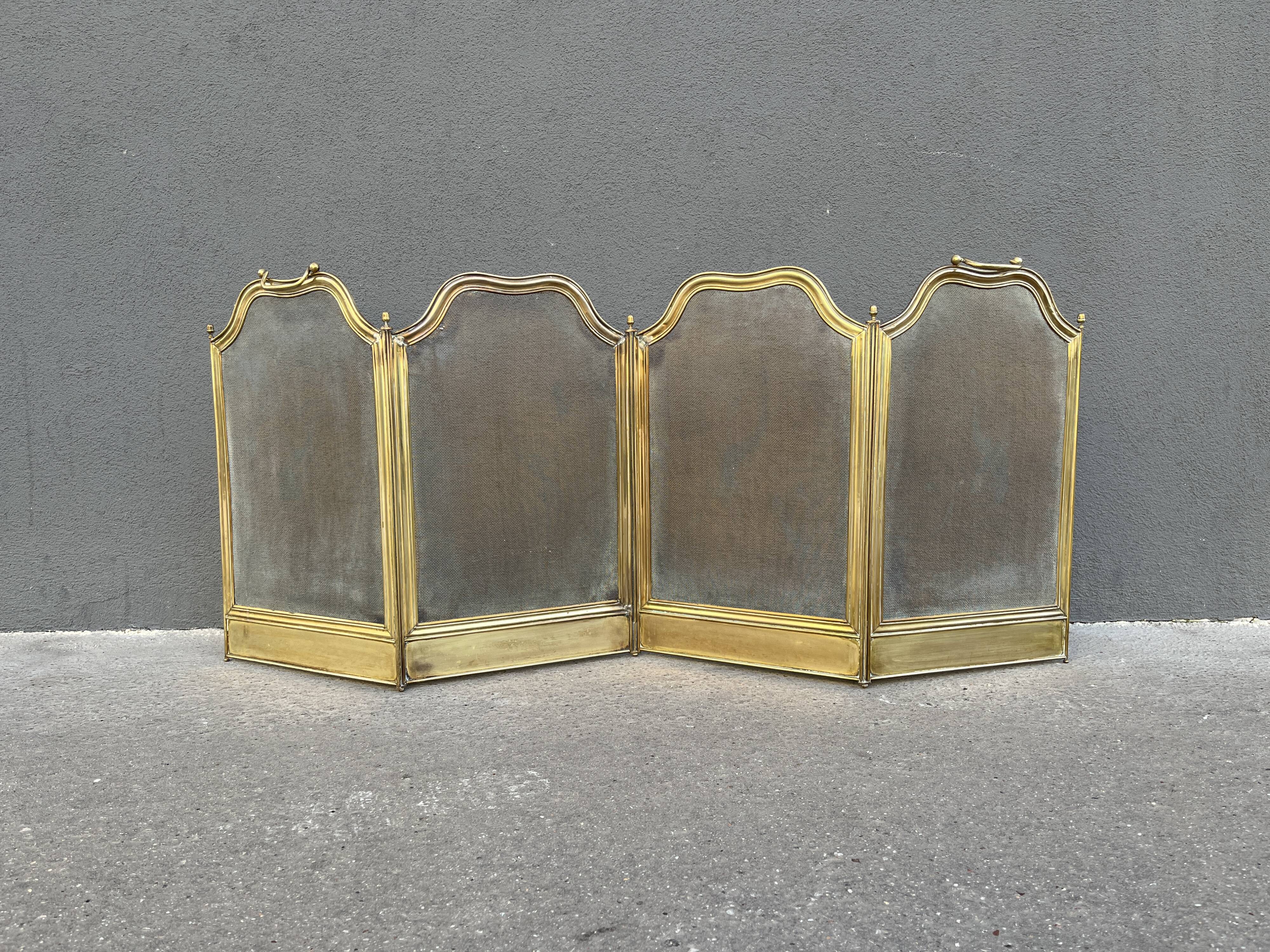 19th-century fireplace screen by Bouhon Frères in brass