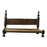 Nuristan Bench