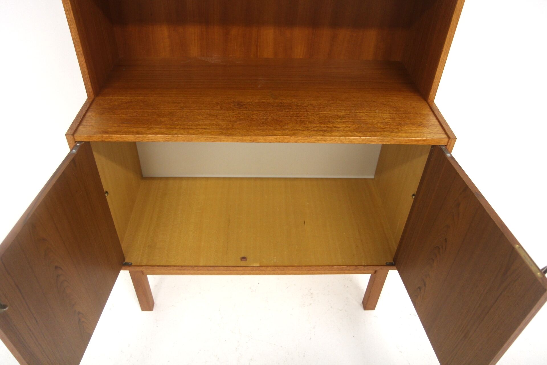 Bibliothèque scandinave en teck, Suède, 1960