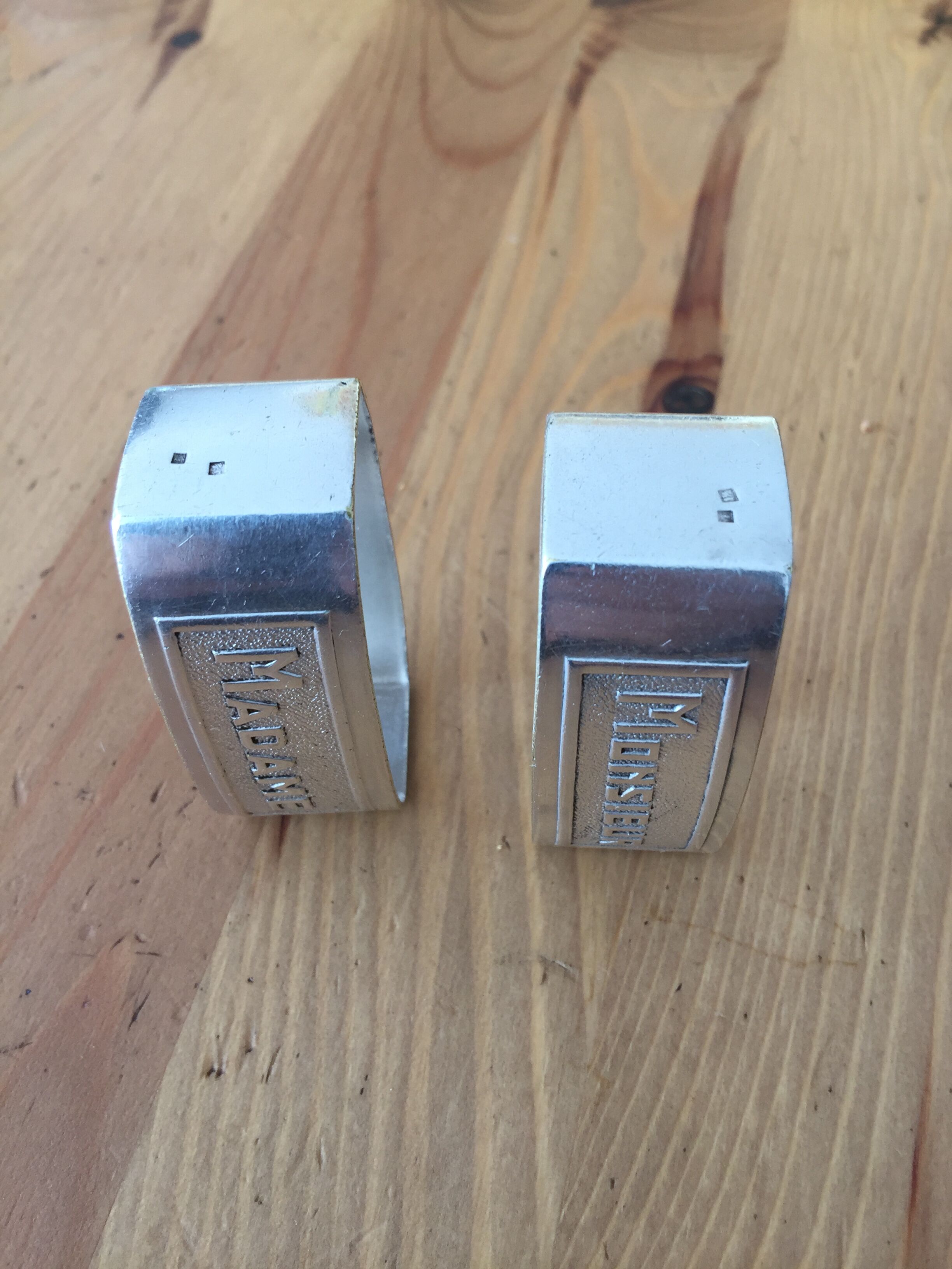 Silver towel round Mr Madame Art Deco