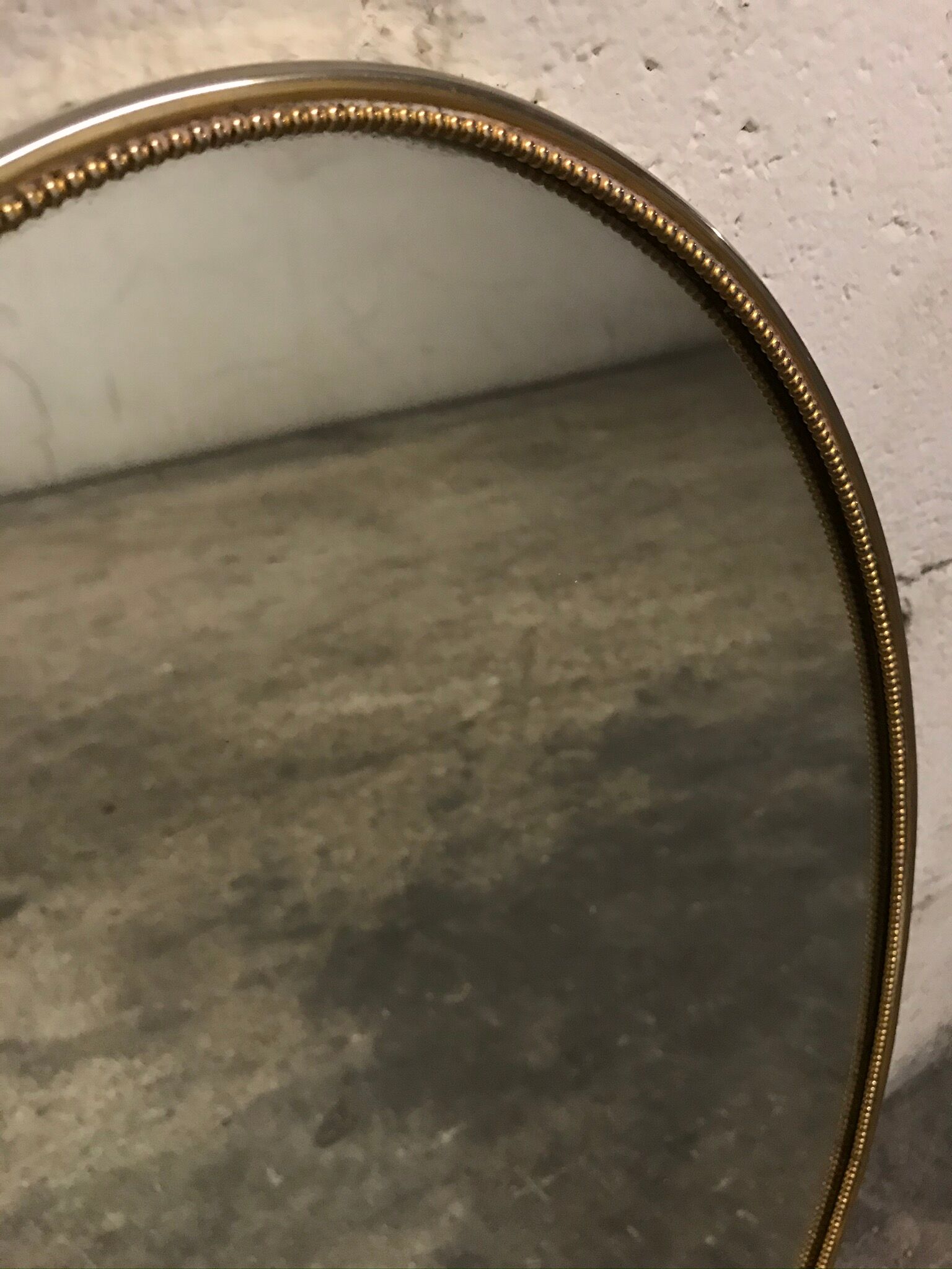 Gold brass oval mirror with vintage beaded décor 37x59cm