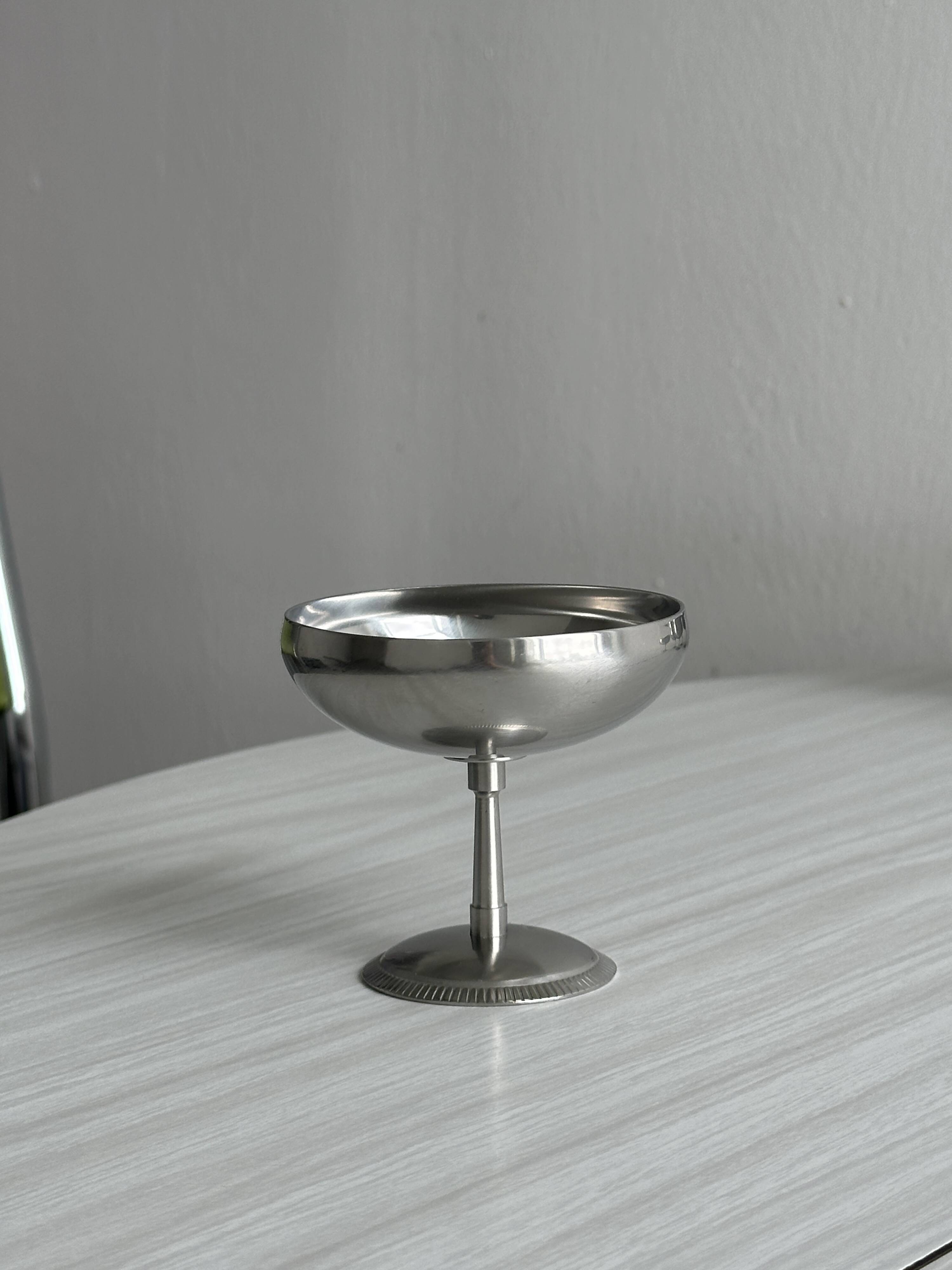 set of 6 18/10 stainless steel metal bowls