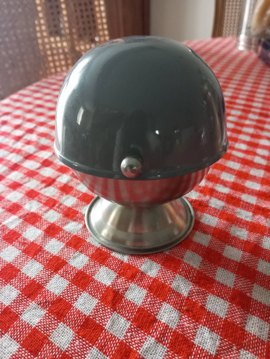 Sugar bowl