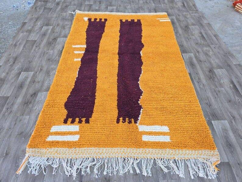 Authentic handmade pure wool rug size 1/2 m