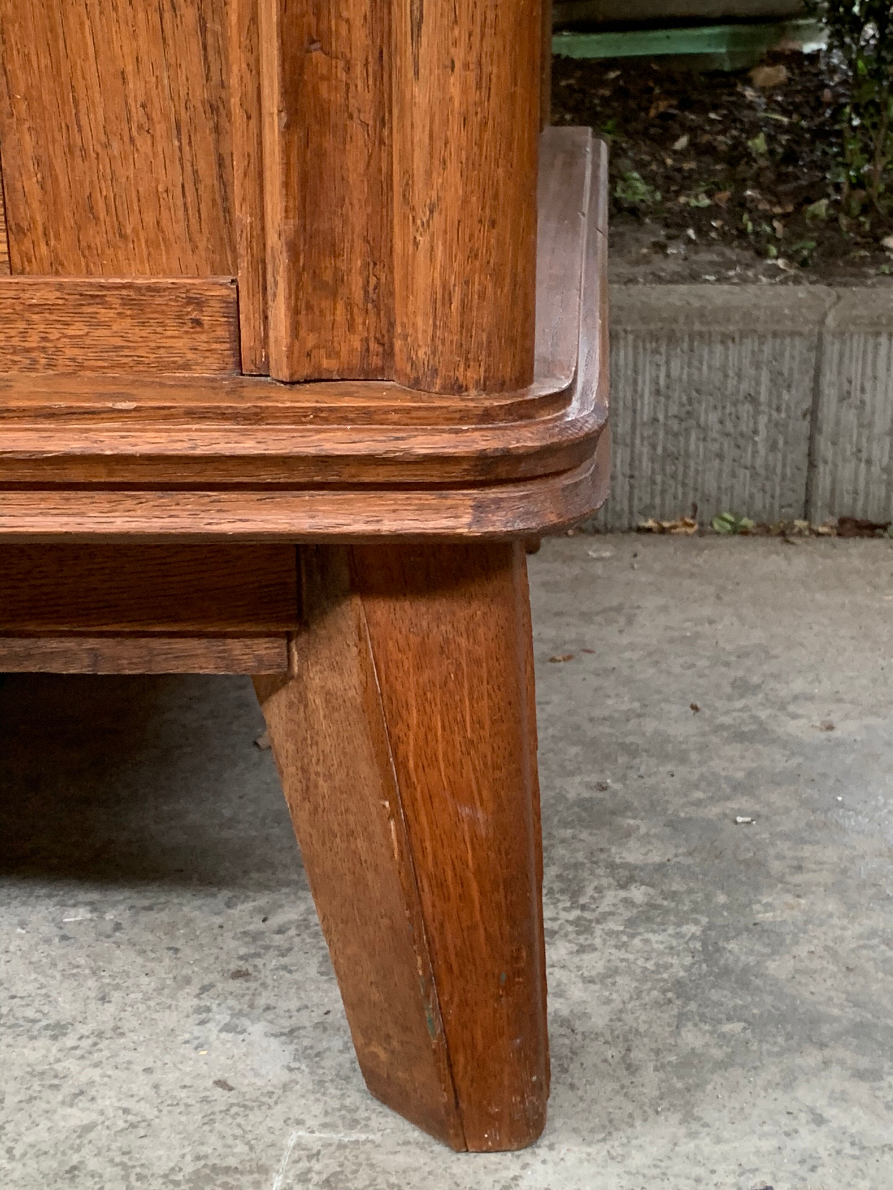 Compas feet cabinet 1950