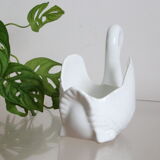 Swan pot cache