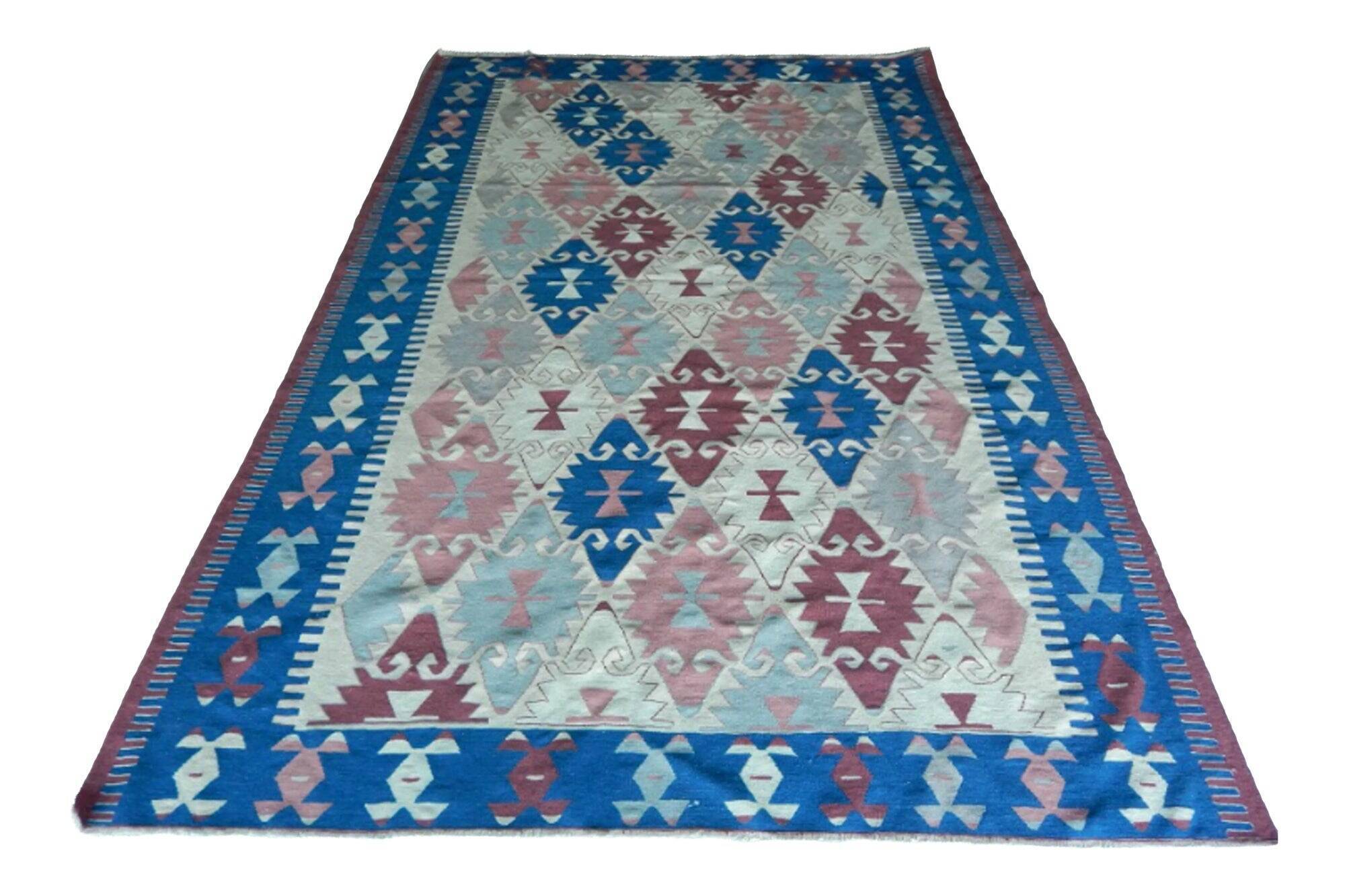 Vintage Turkish kilim, handwoven, 200x295 cm.