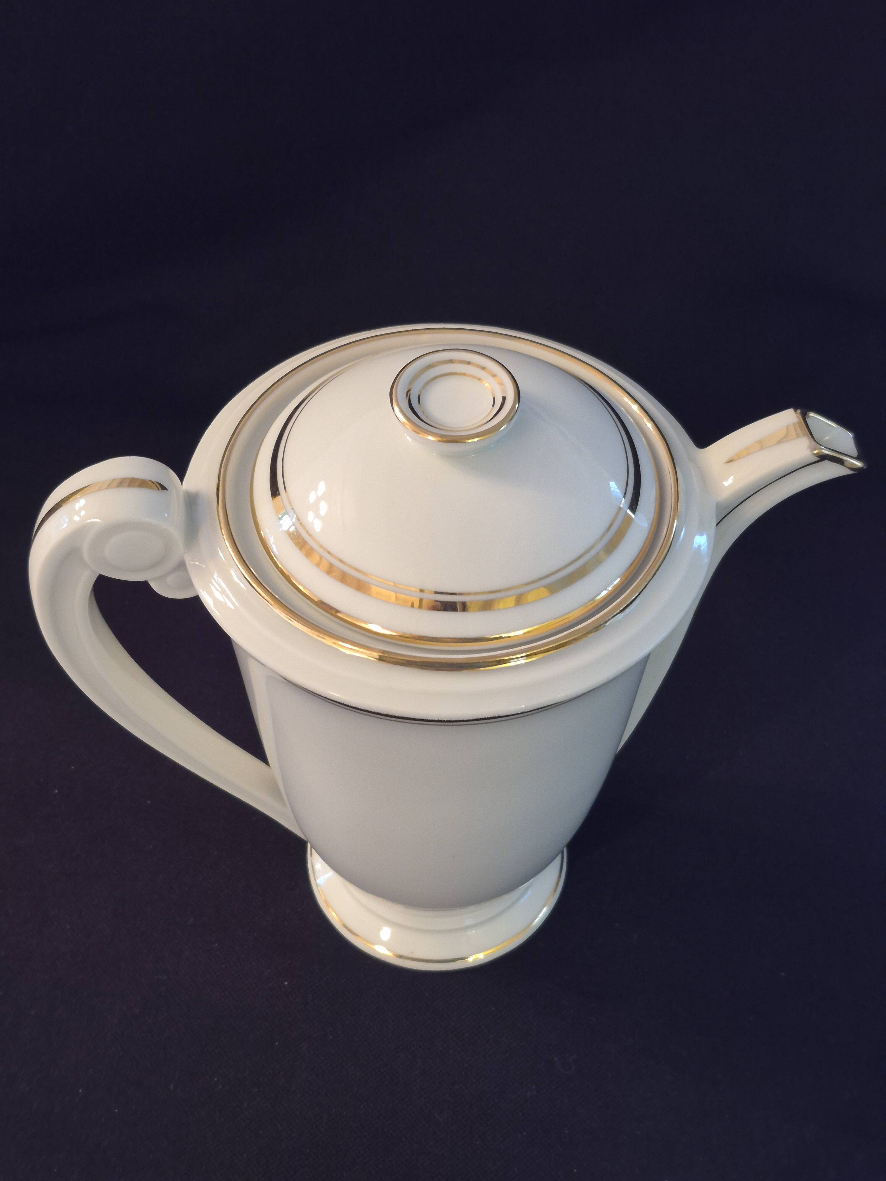 Teapot coffee pot jug Limoges Charles Ahrenfeldt A480