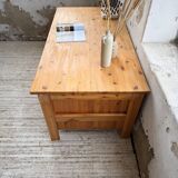 Bureau pin suédois style aperldoon 1970