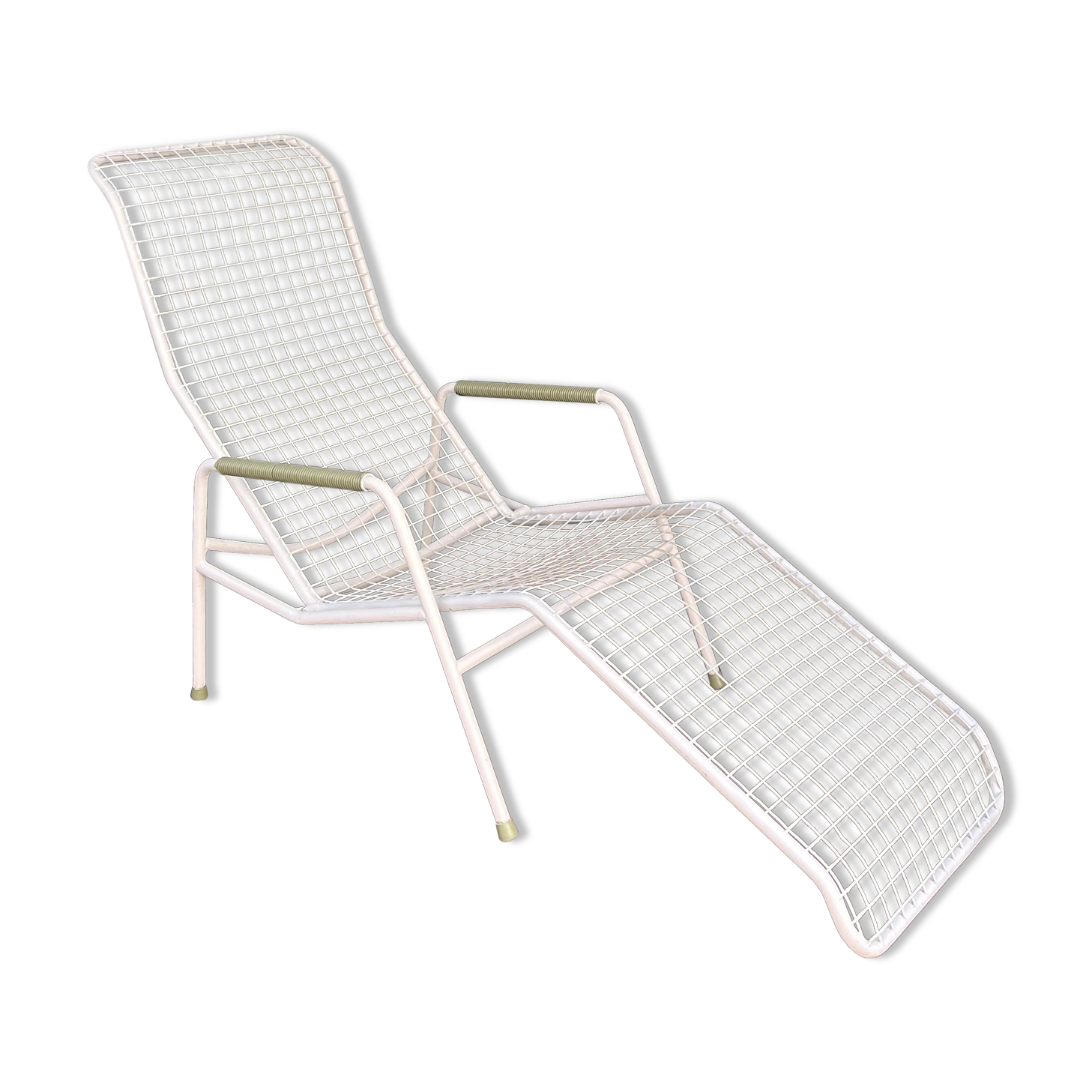 Vintage wired metal chaise longue