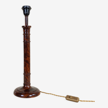 Hand-turned bramble wood lamp foot with golden twisted fabric cable