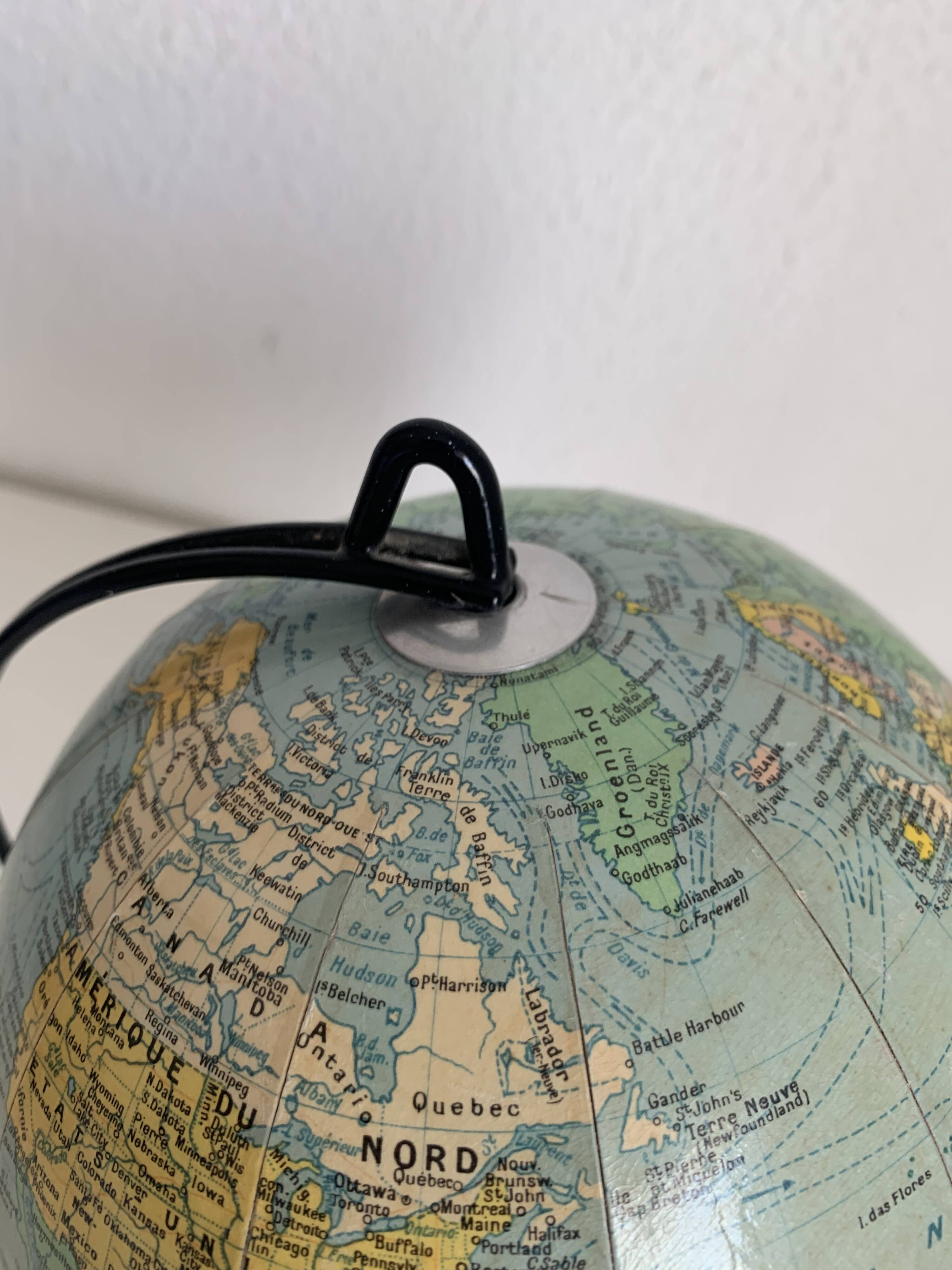 Vintage 1960 terrestrial globe by Girard Barrère - 23 cm