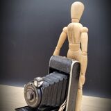 Coronet bellows camera