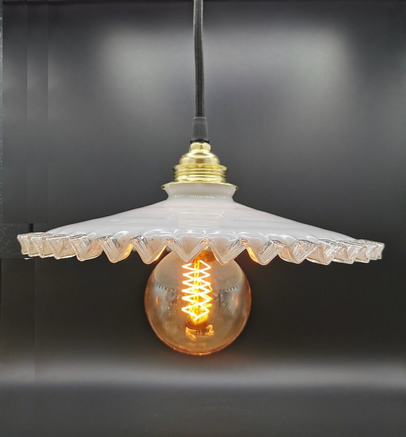 Complete opaline suspension