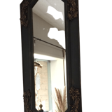 Miroir en bois avec moulure