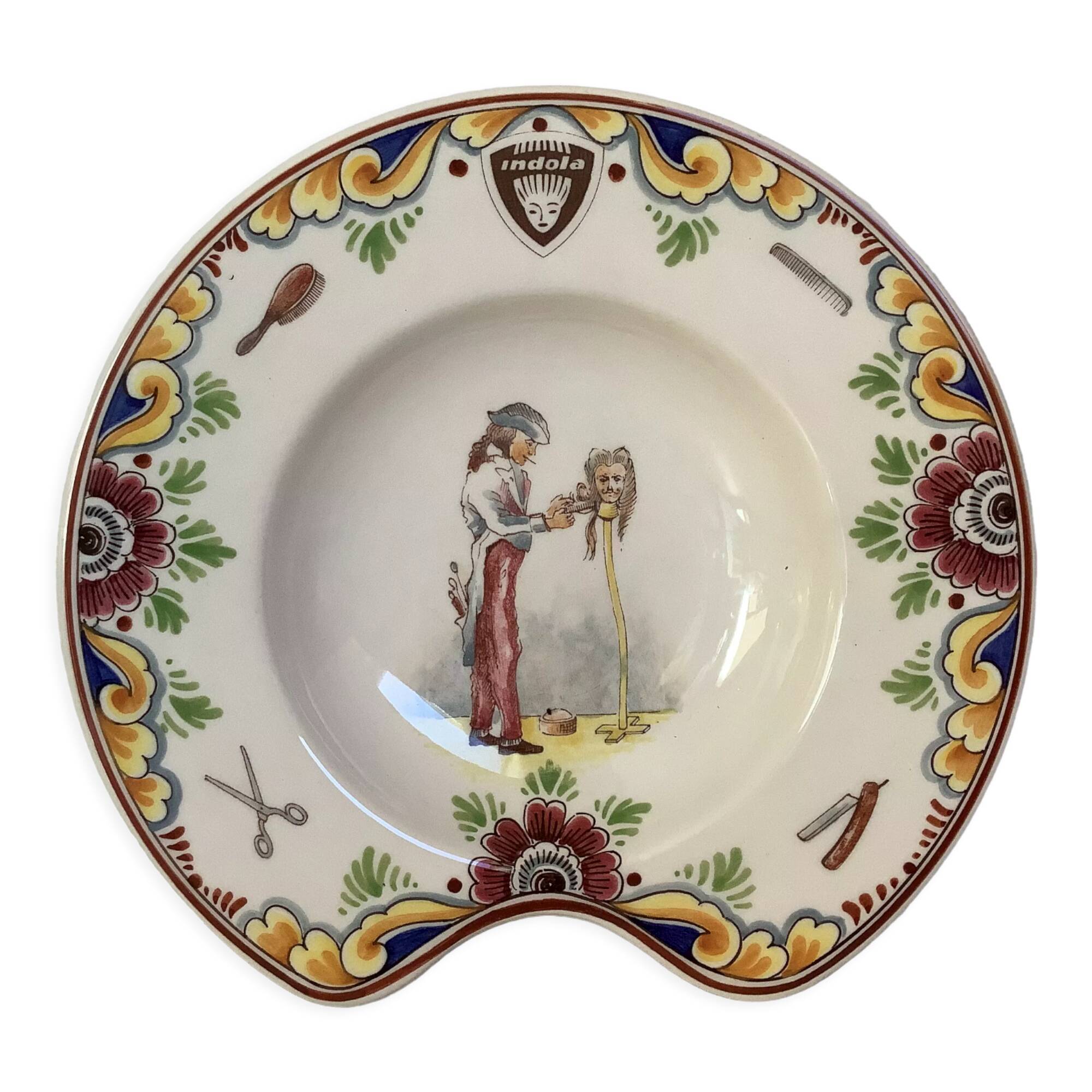 Royal Delft Holland barber shaving dish