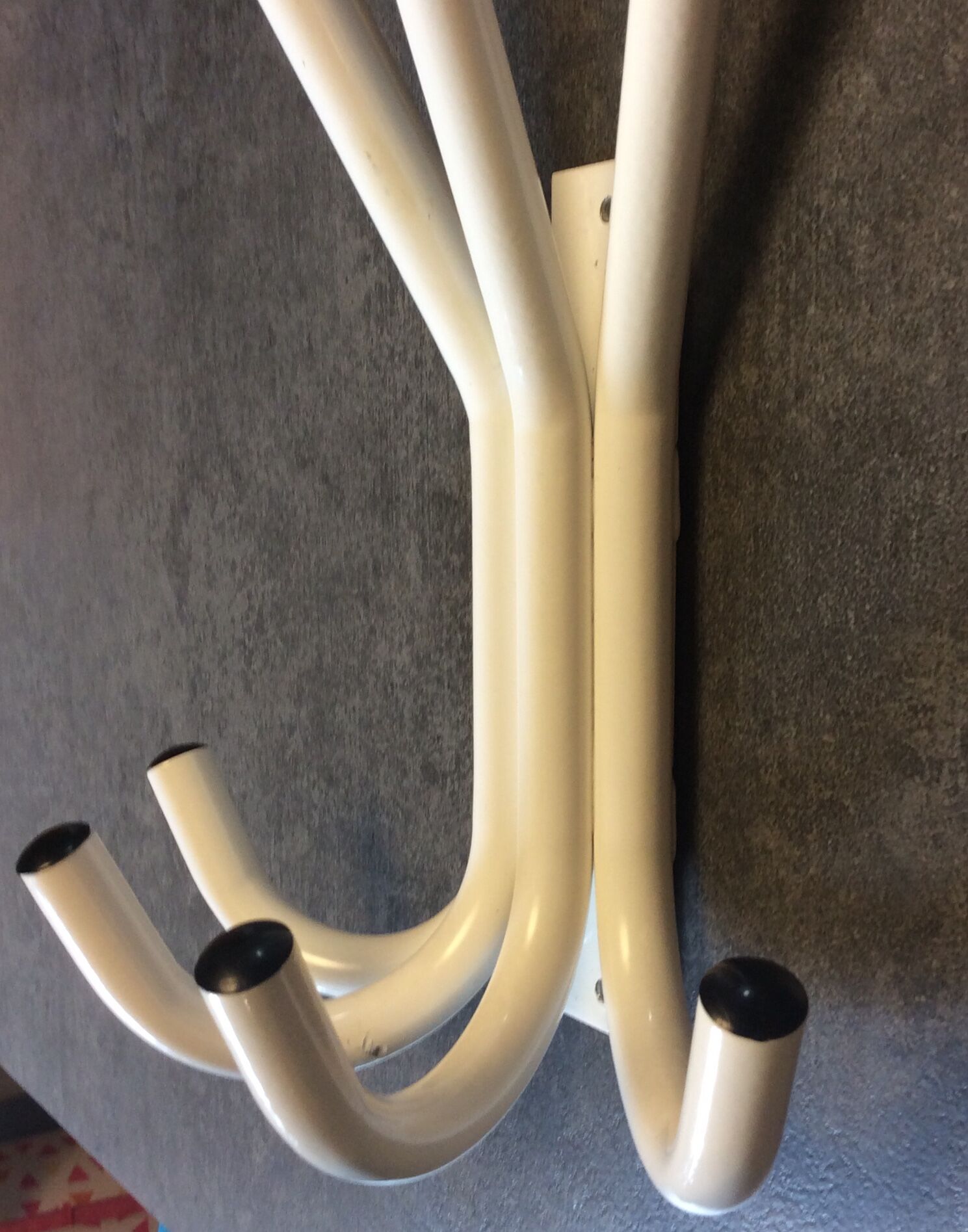Vintage 80s metal coat rack