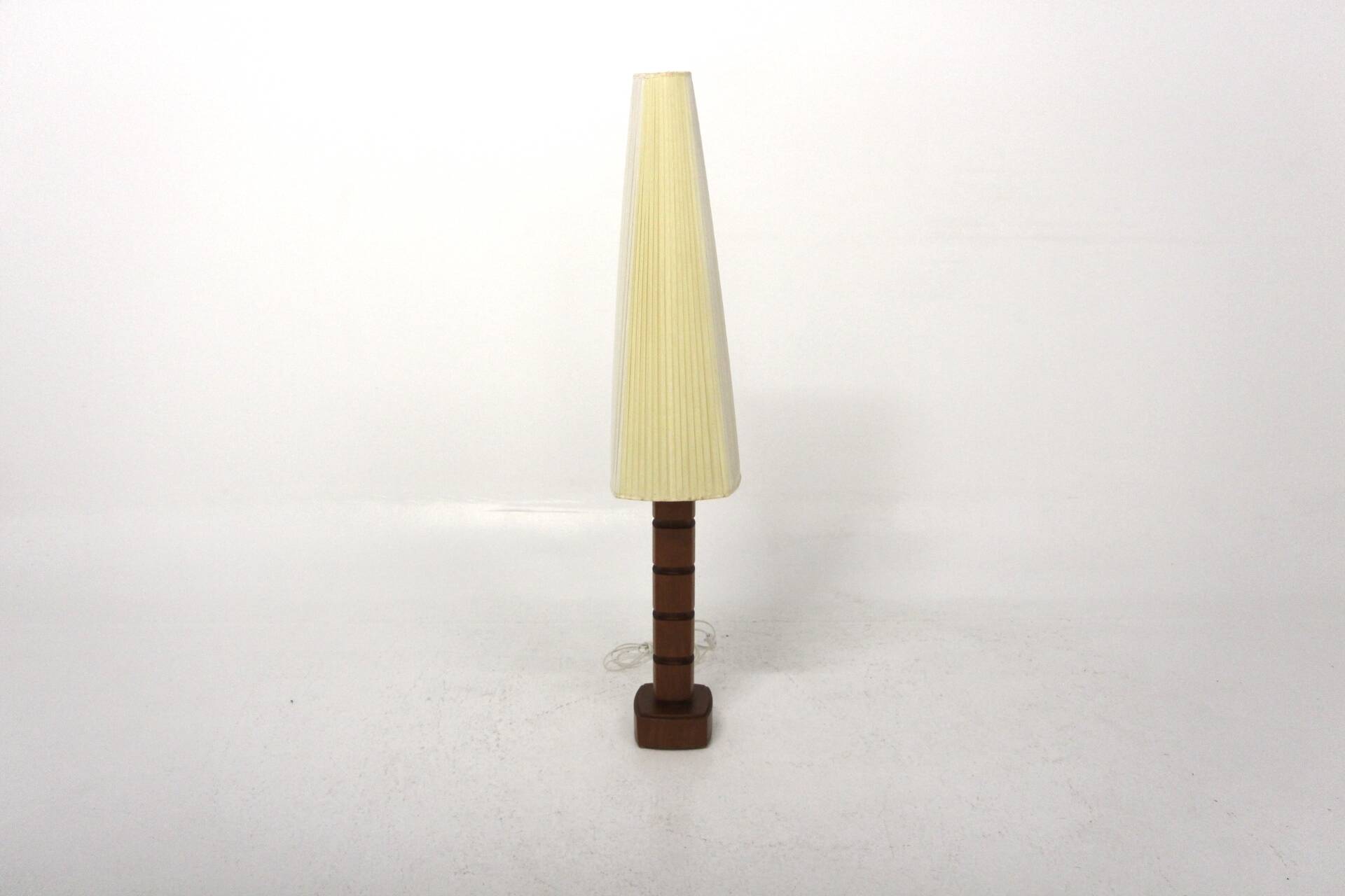 Scandinavian teak floor lamp, Möllers Armaturfabrik, Eskilstuna, Sweden, 1960