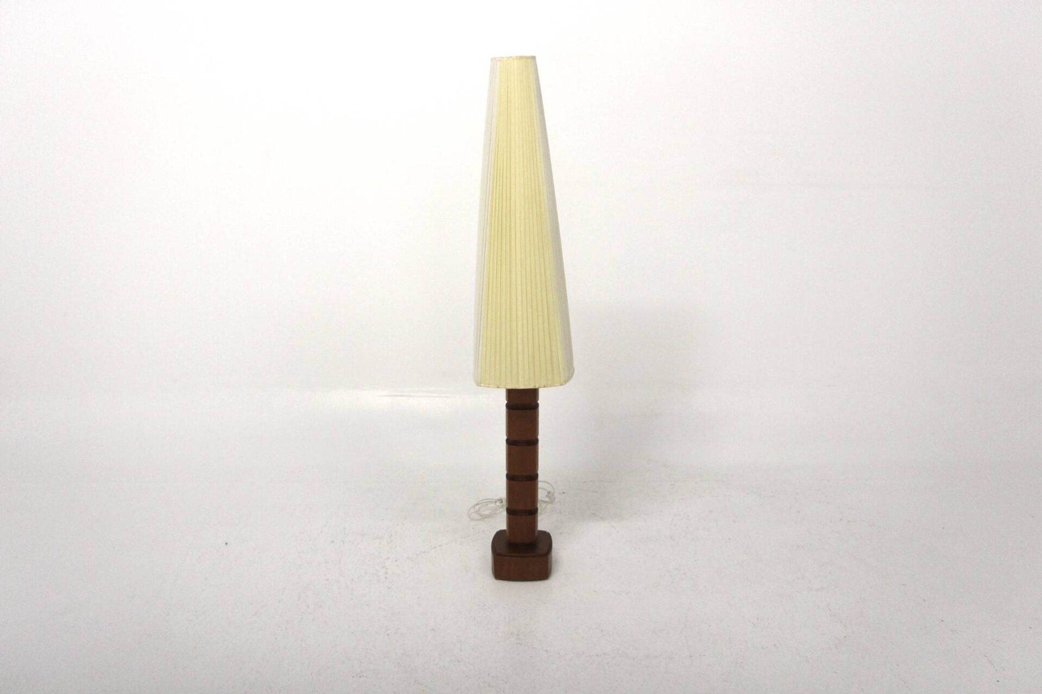 Scandinavian teak floor lamp, Möllers Armaturfabrik, Eskilstuna, Sweden, 1960