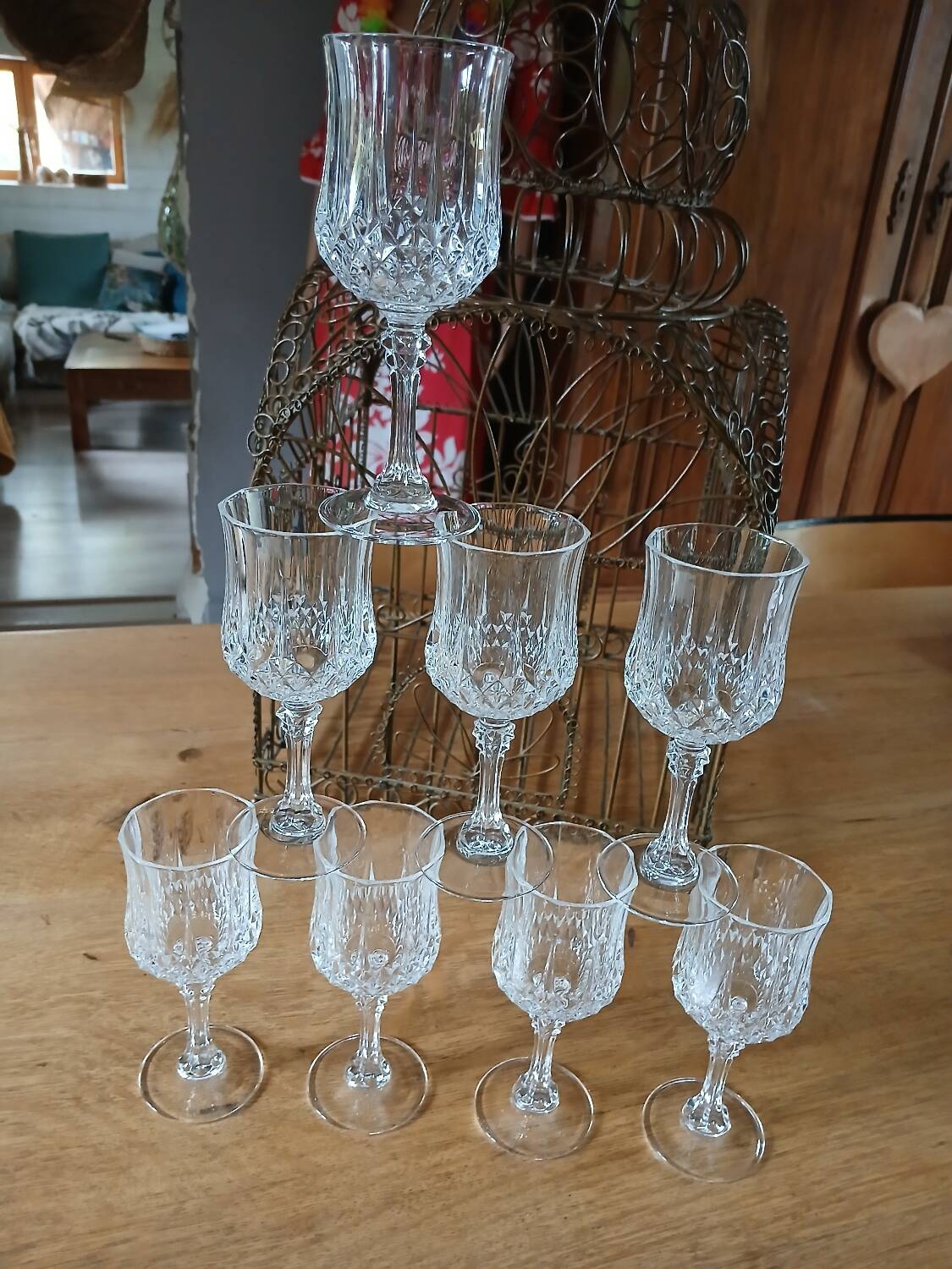 8 crystal stemmed glasses