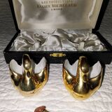 Salt and pepper set