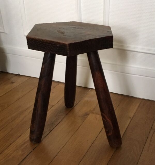 Hexagonal tripod tab