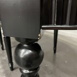 Elegant extendable oak table and black legs, 6/16 covers