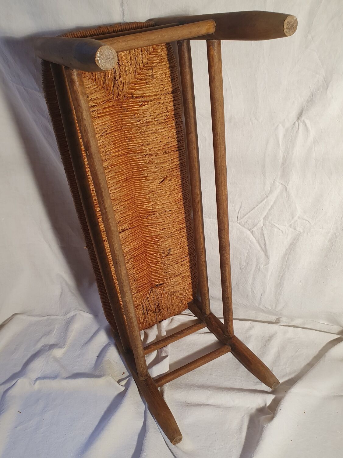 Wood and straw bench